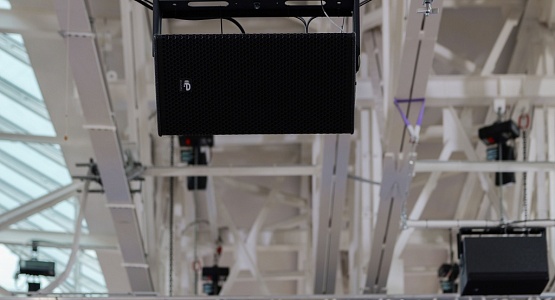 Системы звукоусиления и постановочного света. Спортивный комплекс «Самбо-70»