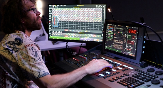 Техническое оснащение кинозала и телевизионных студий. Киностудия им. М. Горького