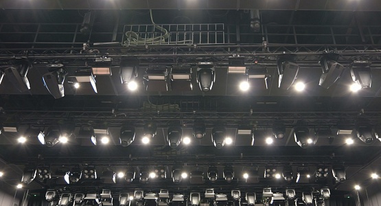 Техническое оснащение кинозала и телевизионных студий. Киностудия им. М. Горького