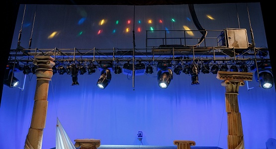 Multimedia complex and special lighting system. Tver State Puppet Theater