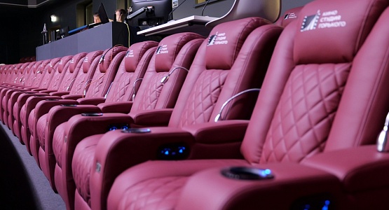 Техническое оснащение кинозала и телевизионных студий. Киностудия им. М. Горького