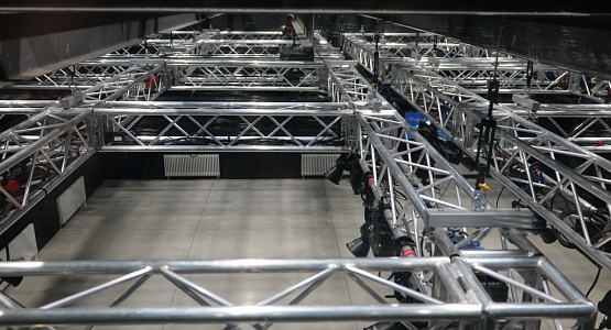 Техническое оснащение кинозала и телевизионных студий. Киностудия им. М. Горького